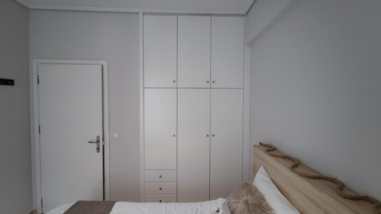 Rock & Roll 2 - Modern Apartment In Trikala Εξωτερικό φωτογραφία
