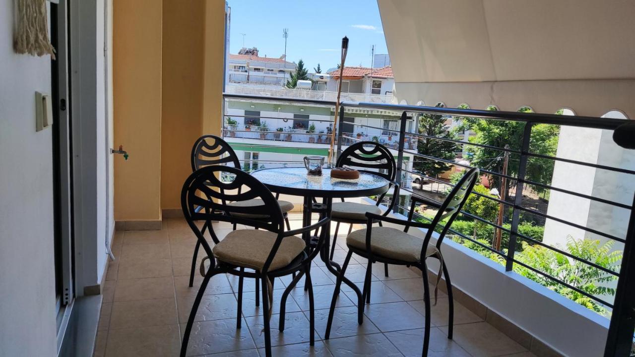 Rock & Roll 2 - Modern Apartment In Trikala Εξωτερικό φωτογραφία